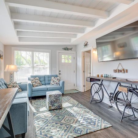 Modern Oak Island Escape 1 Mile To Long Beach! Esterno foto