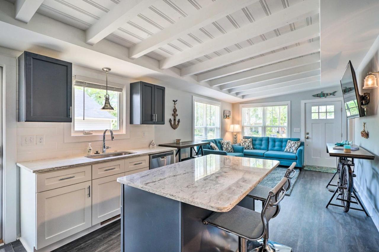 Modern Oak Island Escape 1 Mile To Long Beach! Esterno foto