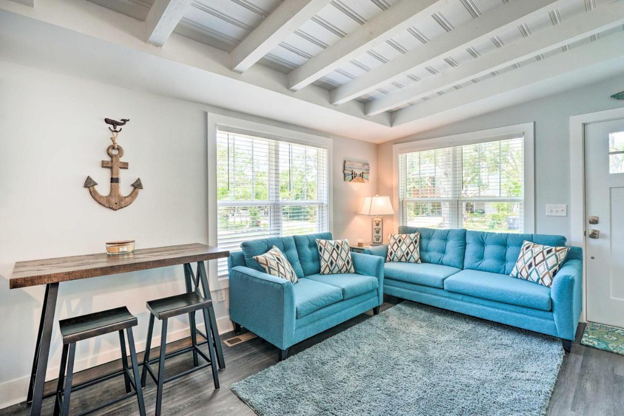 Modern Oak Island Escape 1 Mile To Long Beach! Esterno foto