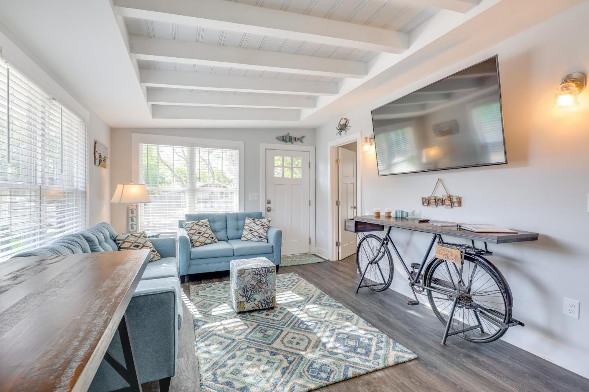 Modern Oak Island Escape 1 Mile To Long Beach! Esterno foto