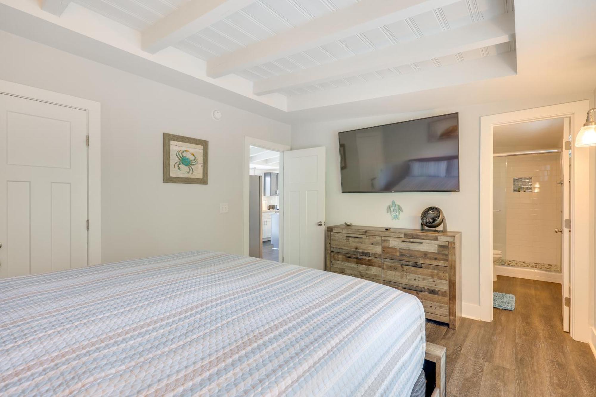 Modern Oak Island Escape 1 Mile To Long Beach! Esterno foto
