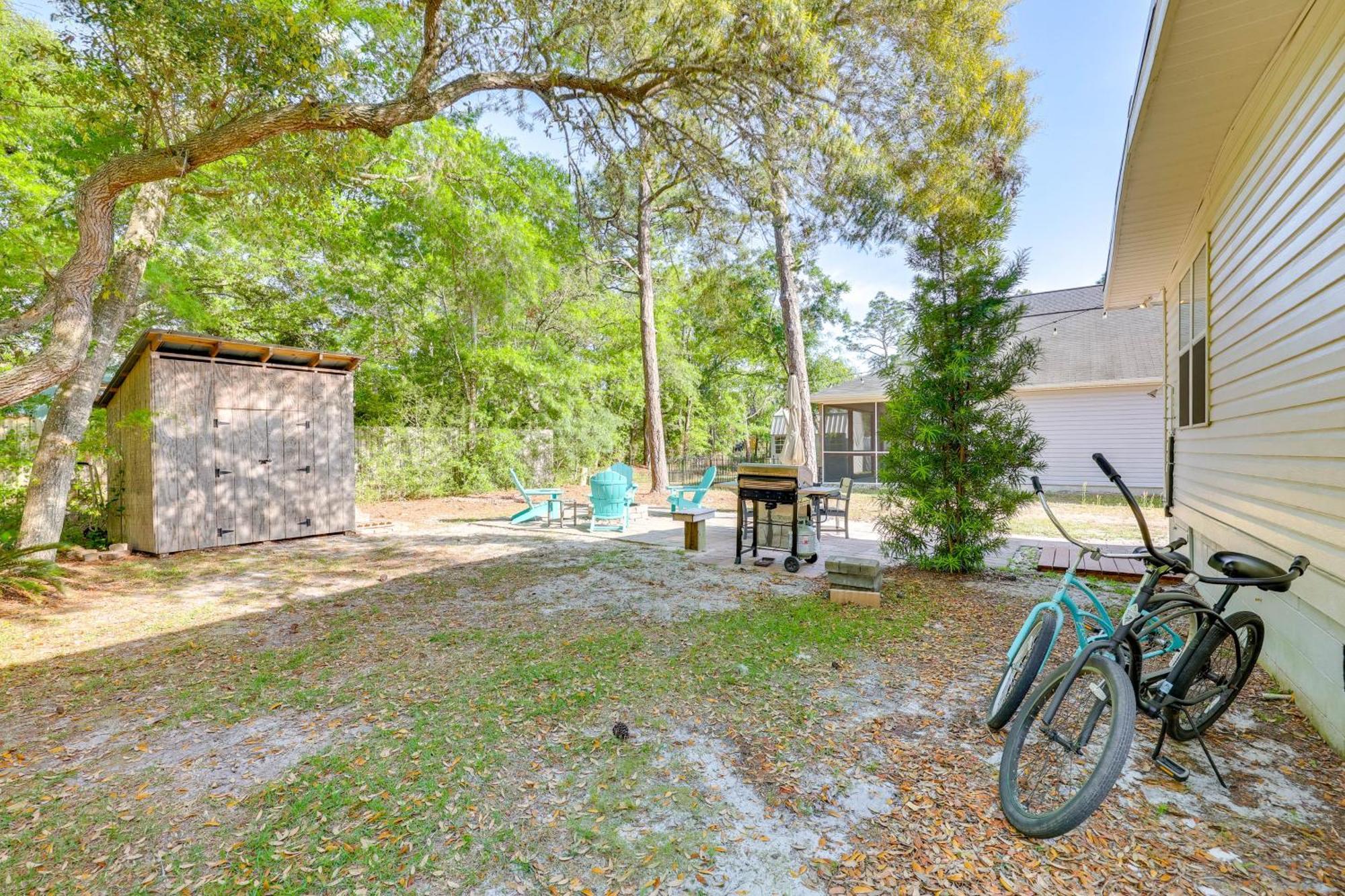 Modern Oak Island Escape 1 Mile To Long Beach! Esterno foto
