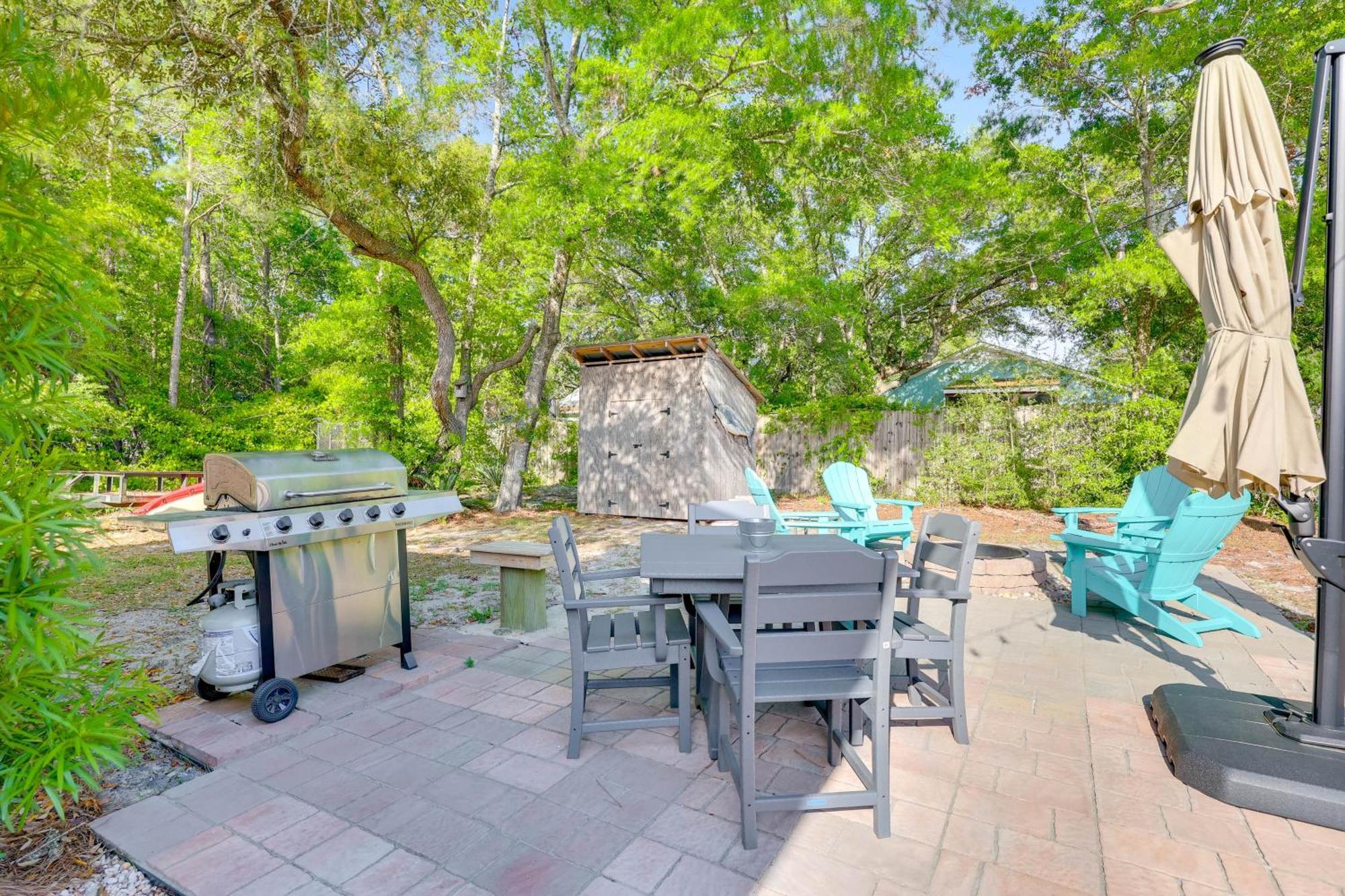 Modern Oak Island Escape 1 Mile To Long Beach! Esterno foto