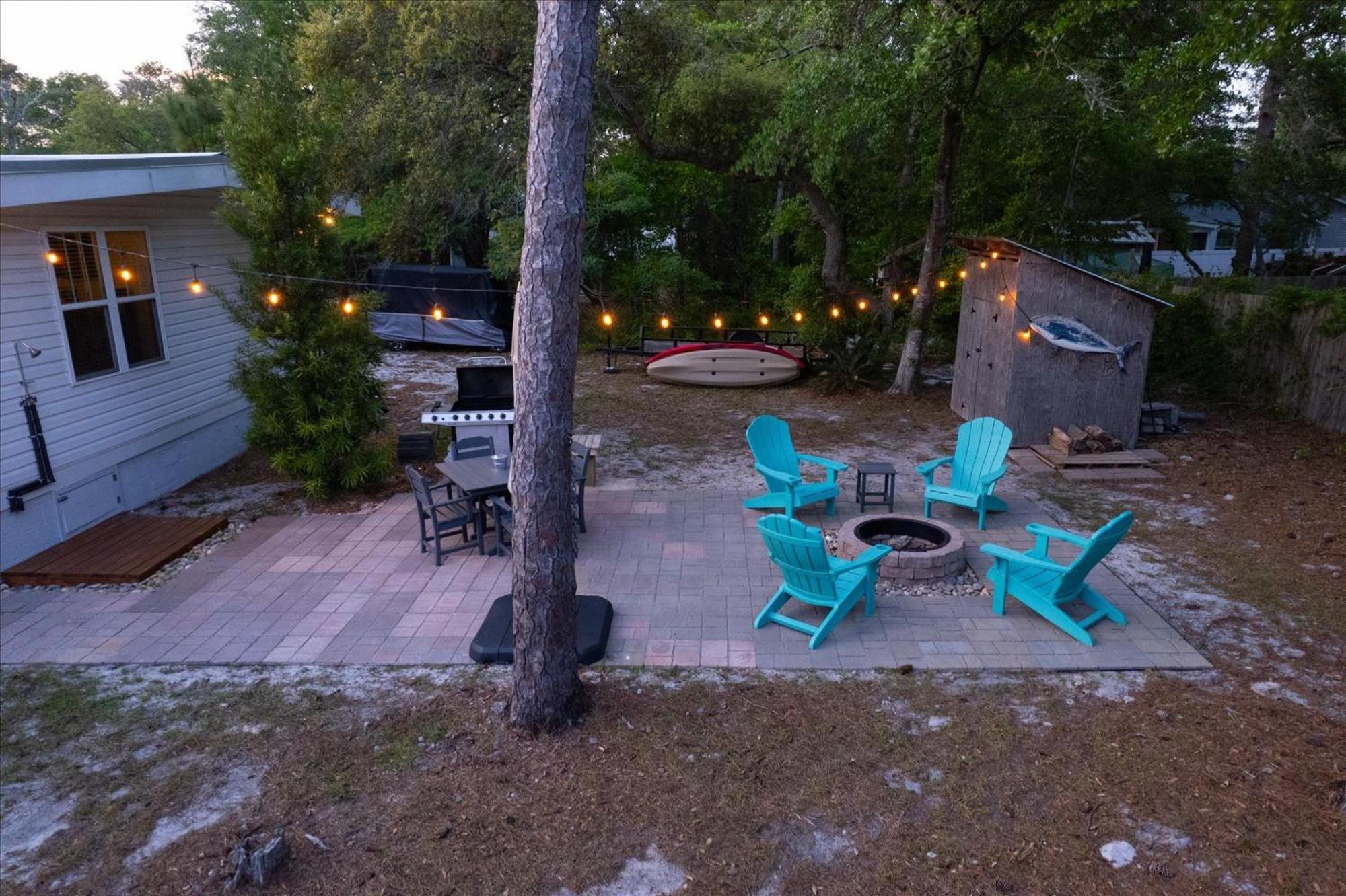 Modern Oak Island Escape 1 Mile To Long Beach! Esterno foto